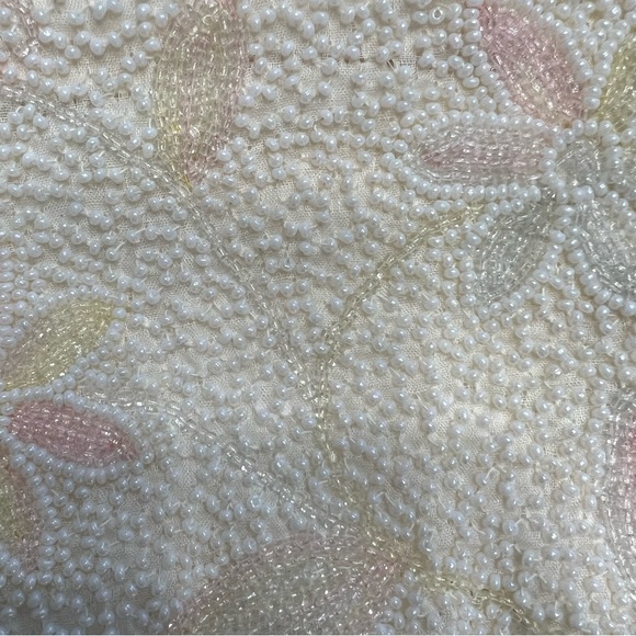 Vintage 1950s Richere Hand Made Floral Beaded Clutch. Hand Made in Japan - Picture 8 of 16